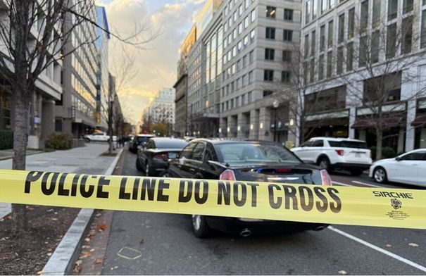 واشنطن توقف معالجة طلبات الهجرة للمواطنين الأفغان إلى…