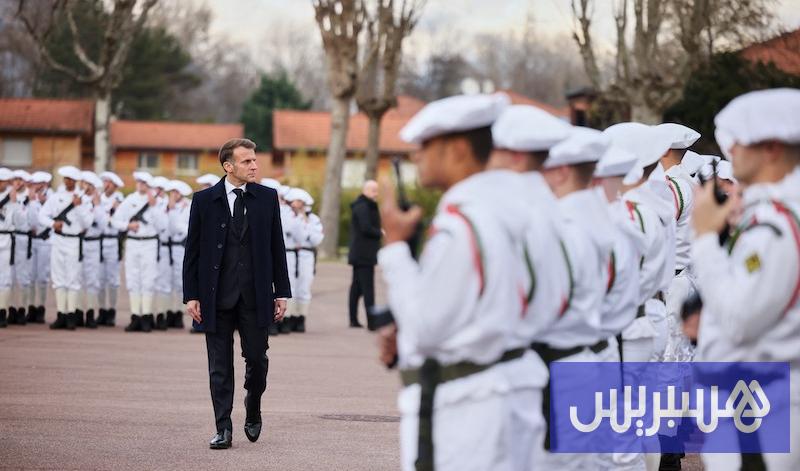 ماكرون يُحدث خدمة عسكرية تطوعية