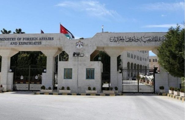 الخارجية تتابع مقتل أردنيين جُنِّدا للقتال مع الجيش…
