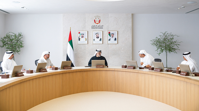 إتاحة التصرف في المنح السكنية لمواطني أبوظبي بين الأزواج وأقارب الدرجة الأولى