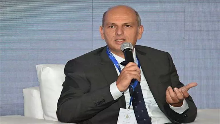 جيه إل إل: تباطؤ سوق إعادة البيع يتجه لانتعاش مع انتقال الاستثمارات من