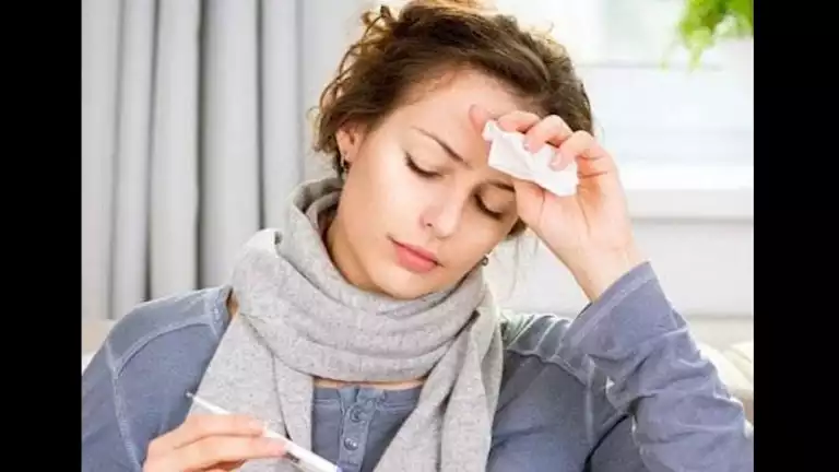 تجنبها فوراً.. أطعمة تزيد من أعراض البرد