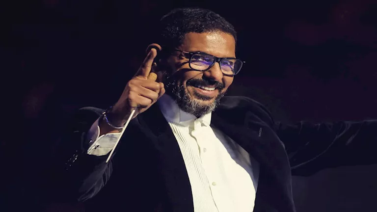 المايسترو هاني فرحات يشارك في مهرجان صدى الأهرامات.. تعرف على التفاصيل