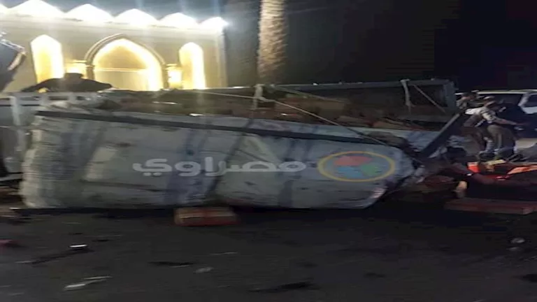 ليلة العمر تحولت لكارثة.. حادث مروع ينهي زفة عروس بسوهاج ويصيب 8 أشخاص