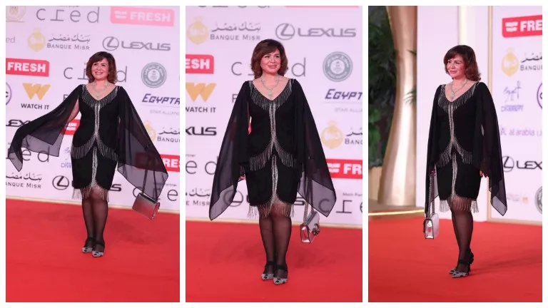 إلهام شاهين تخطف الأنظار بإطلالة جريئة في مهرجان القاهرة السينمائي