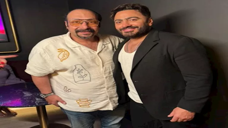 محمد ثروت يدعو بالشفاء لتامر حسني بعد خضوعه لعملية جراحية