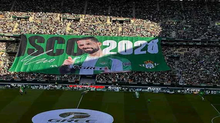 ريال بيتيس الإسباني يعلن تجديد عقد إيسكو