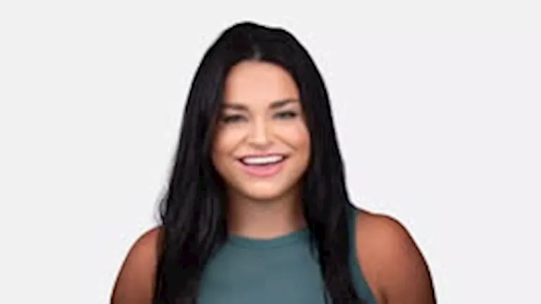 المرأة صاحبة أوسع فم في العالم