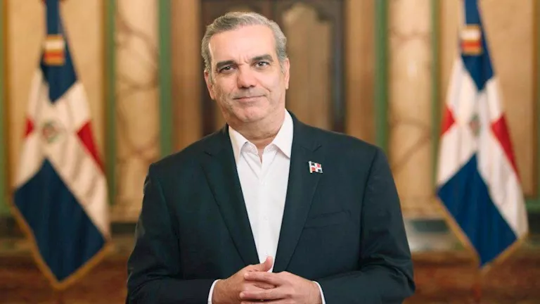 الدومينيكان تسمح لأمريكا باستخدام قاعدة جوية لملاحقة زوارق تهريب المخد