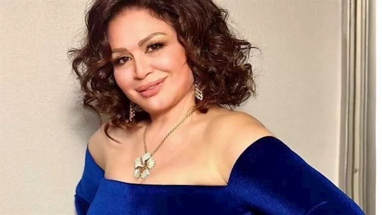 إلهام شاهين بلوك كاجوال.. لماذا اختارت اللون الأبيض؟