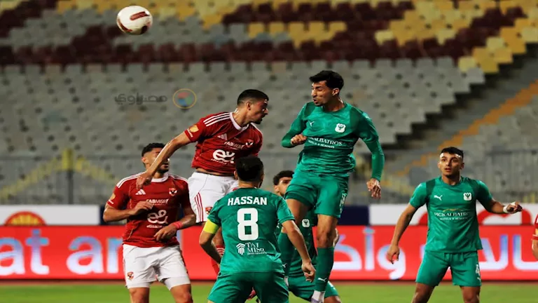 كيف تفاعل رواد مواقع التواصل الاجتماعي مع تعادل الأهلي مع المصري ؟ (ك