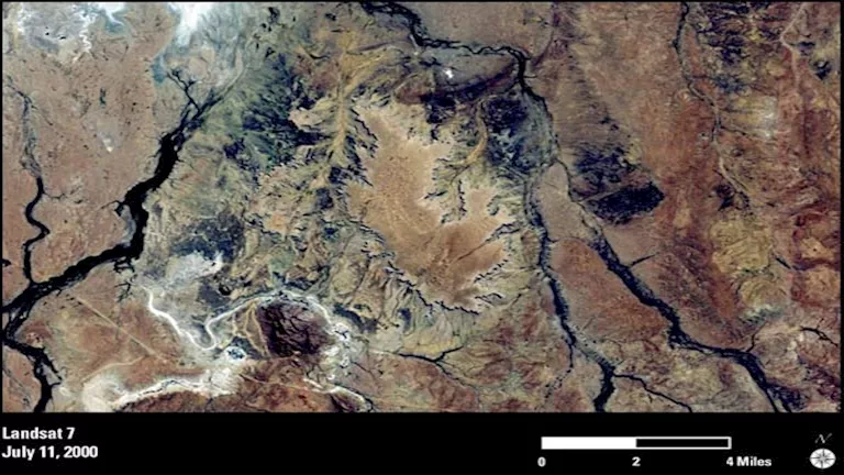 بطول يتجاوز 3 كيلومترات.. قصة “رجل ماري” الغامض في أستراليا (صور)