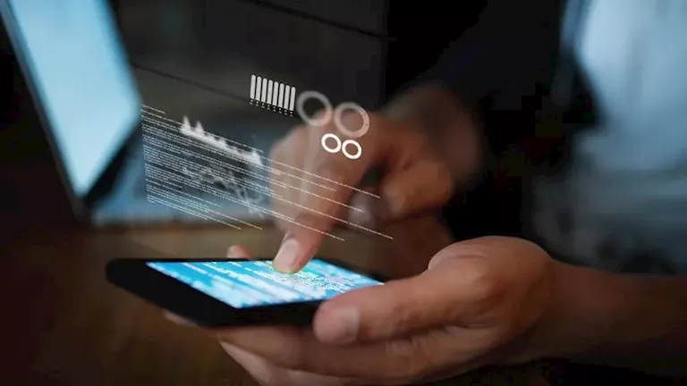 اكتشاف برنامج تجسس يستهدف هواتف شهيرة.. ما القصة؟