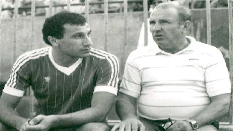 “بينهم تشيكي ومدرب أياكس”.. مدربين أجانب لا يتذكرهم جمهور الأهلي