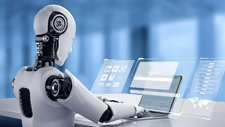 أستاذ إعلام: طلابنا لا يثقون في الذكاء الاصطناعي.. والصحفي المسؤول عن