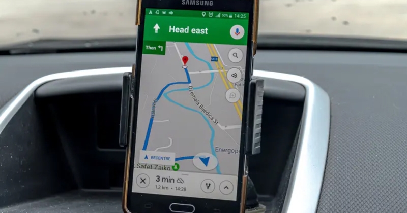 غوغل تدمج الذكاء الاصطناعي جيميني في تطبيق الخرائط