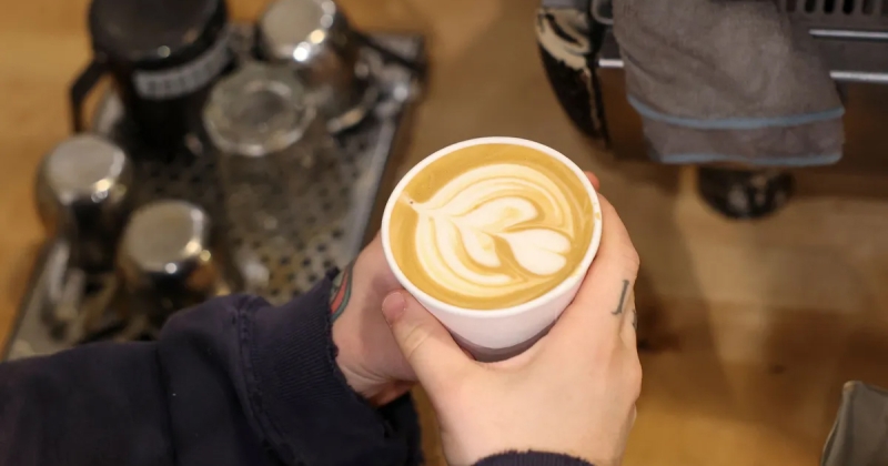 القهوة تحمي القلب من الرجفان.. دراسة تكشف