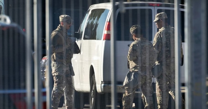 الحرس الوطني الأميركي يبدأ الانسحاب من بورتلاند وشيكاغو