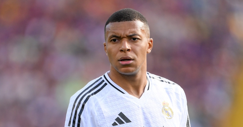 مبابي وباريس.. دعاوى متبادلة بمئات ملايين الدولارات