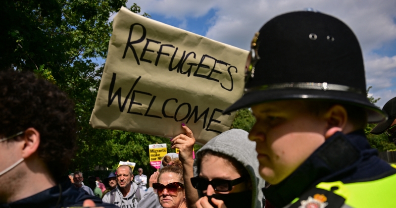 طلبات اللجوء تسجل أعلى مستوى لها في بريطانيا