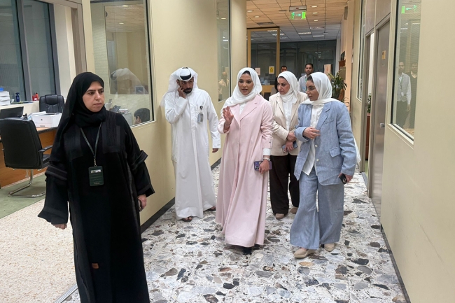 الحويلة تجري جولة تفقدية على إدارات «الرعاية والتنمية» في مجمع الوزارات