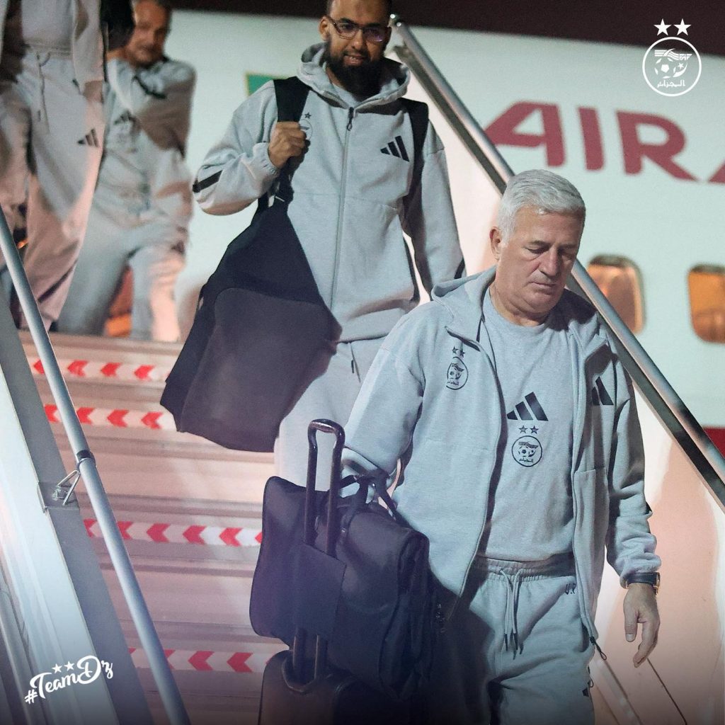 بالصور.. وفد “الخُضر” يصل السعودية