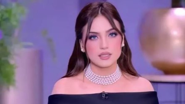 لو جوزك أهلاوي اعمليله جيلي أحمر وعصير فراولة حمرا.. ولو زملكاوي طبطبي عليه