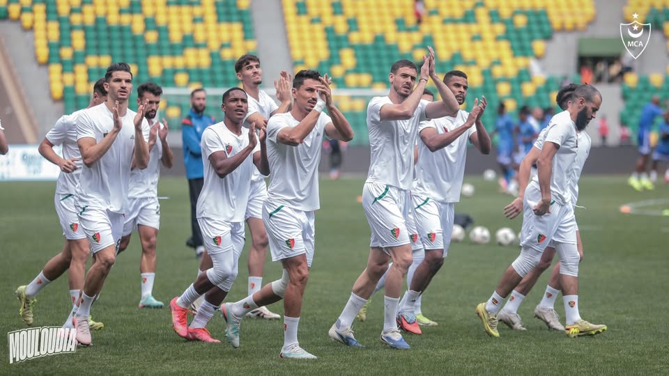 مولودية الجزائر توقع شراكة استراتيجية مع “ليغال دوكترين”