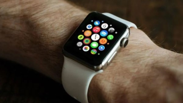 إطلاق تطبيق واتساب الكامل رسميًا لساعات آبل الذكية