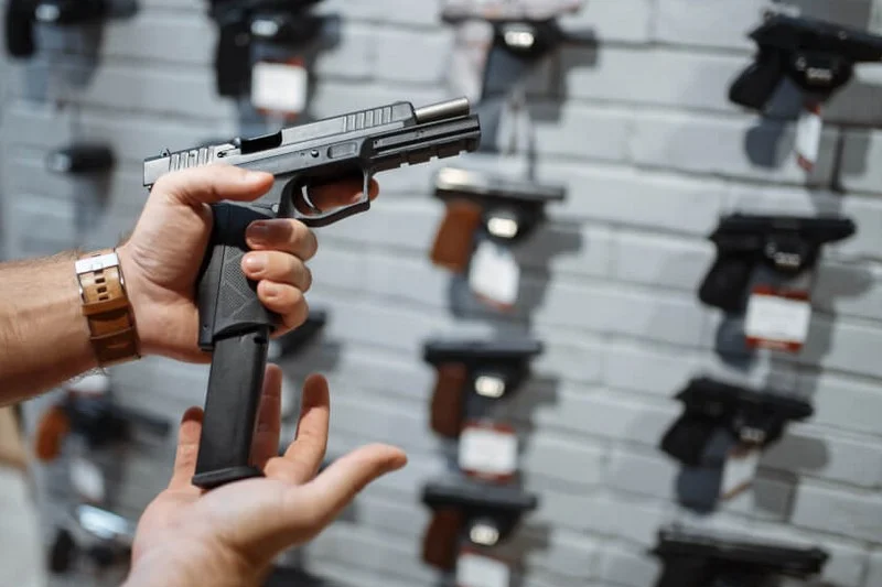 مسؤول أممي يدق ناقوس الخطر: أكثر من مليار سلاح ناري يغذي أزمات العالم