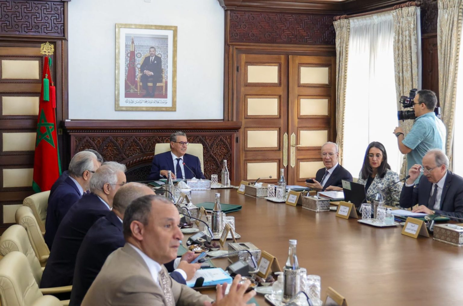 الحكومة تسن إطارا جديدا لقضاة المالية وتعتمد مرسوما لتحديث معهد تكوين الصحافيين