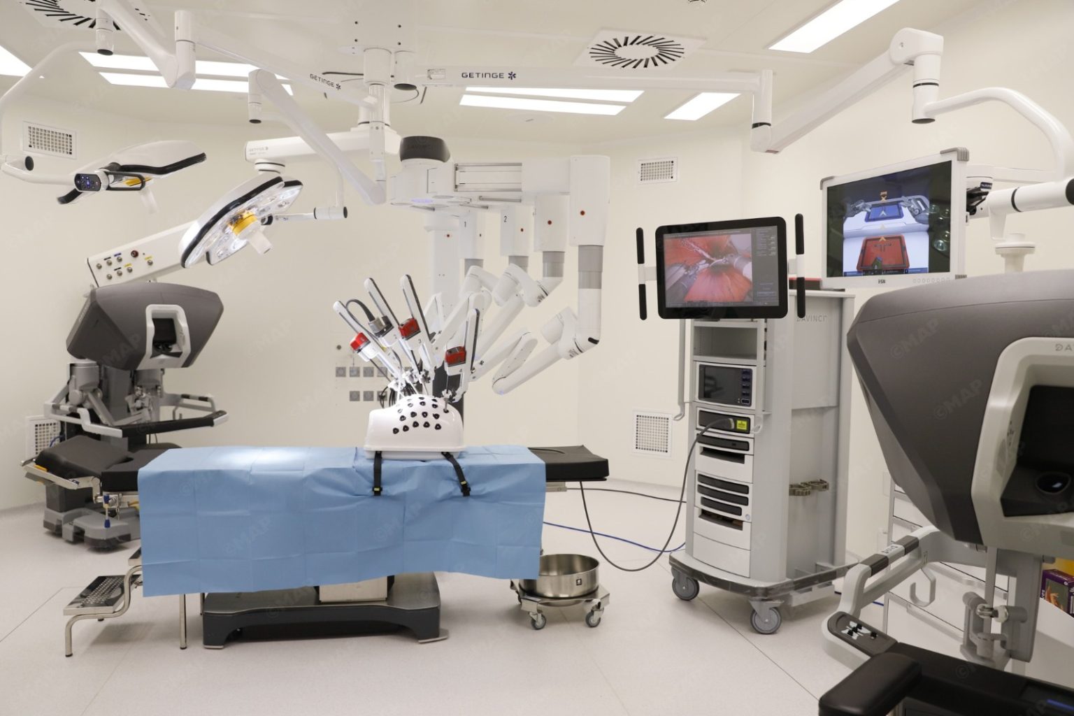 استثناء سرطانات وأمراض مكلفة من العلاجات المؤمَّنة يصل البرلمان.. والـUMT: مسألة حياة أو موت