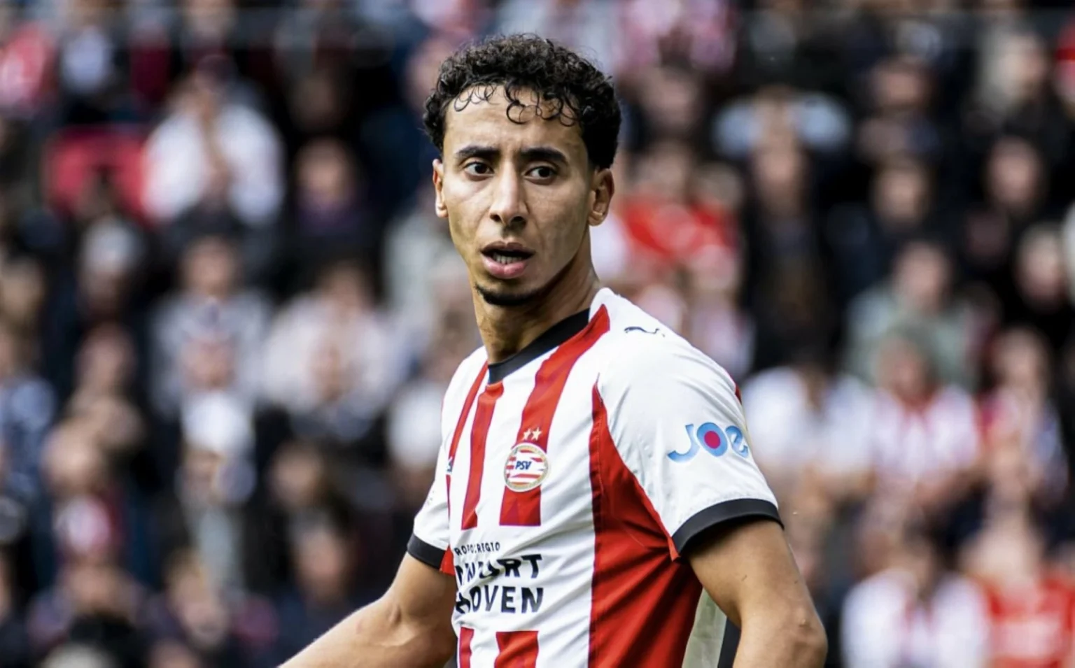 “الجوهرة” التي حسمت معركتها مع الفيفا لتعزيز دفاع لأسود الأطلس.. من يكون أنس صلاح الدين؟