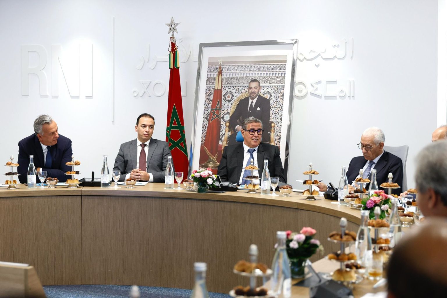 قبل رفعه للملك.. “الأحرار” يُقر تصوره النهائي للحكم الذاتي بما يفتح باب العودة لسكان تندوف