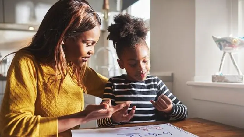 علماء يصححون فكرة قديمة .. استخدام الأصابع في الحساب مؤشر على التفوق لا الضعف