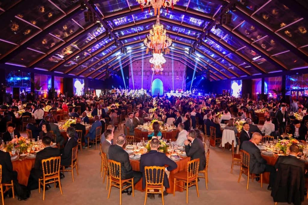 حموشي يعقد اجتماعات أمنية مع 43 دولة ومنظمة ويحتفي بوفود الأنتربول بمأدبة عشاء “تاريخية” (صور)