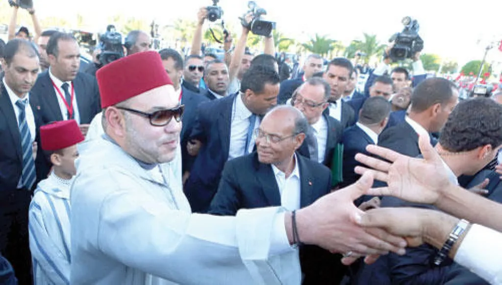 المرزوقي: كدتُ أُصاب بجلطة حين علمت أن الملك محمد السادس يتجول وحده في شوارع تونس