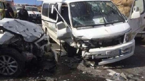 عودة الحركة المرورية لطبيعتها أسفل كوبري قليوب بعد انقلاب ميكروباص