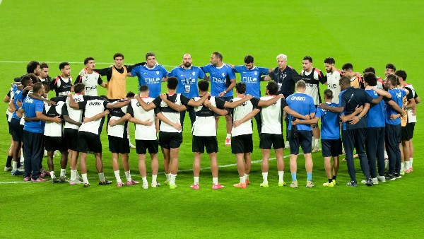 الزمالك يتوجه إلى ملعب محمد بن زايد لخوض نهائي كأس السوبر المصري