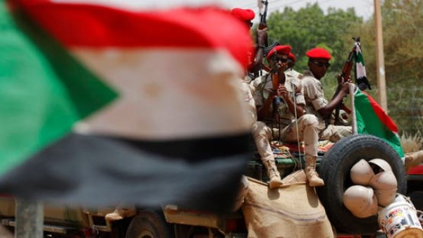 قوات الدعم السريع تستهدف محطة نفطية بـ”الأبيض”.. و إجلاء جميع العاملين