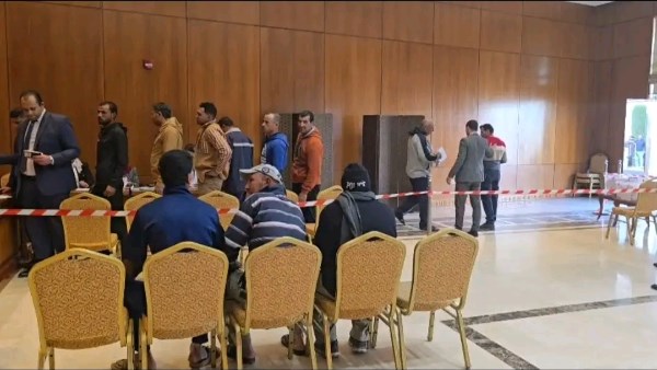 برلمان 2025 .. إقبال كثيف للجالية المصرية بالأردن