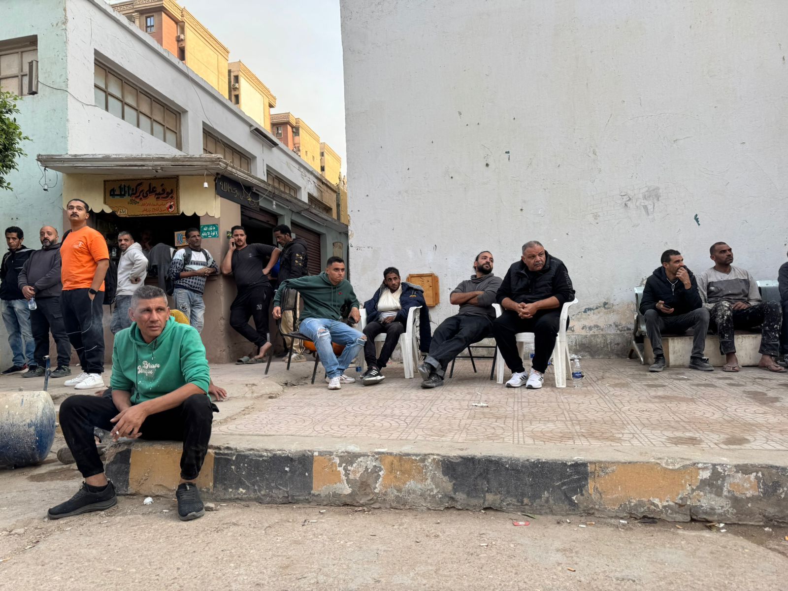 انهيار جماعي لطاقم مسلسل رمضاني بعد حريق في استوديو مصر