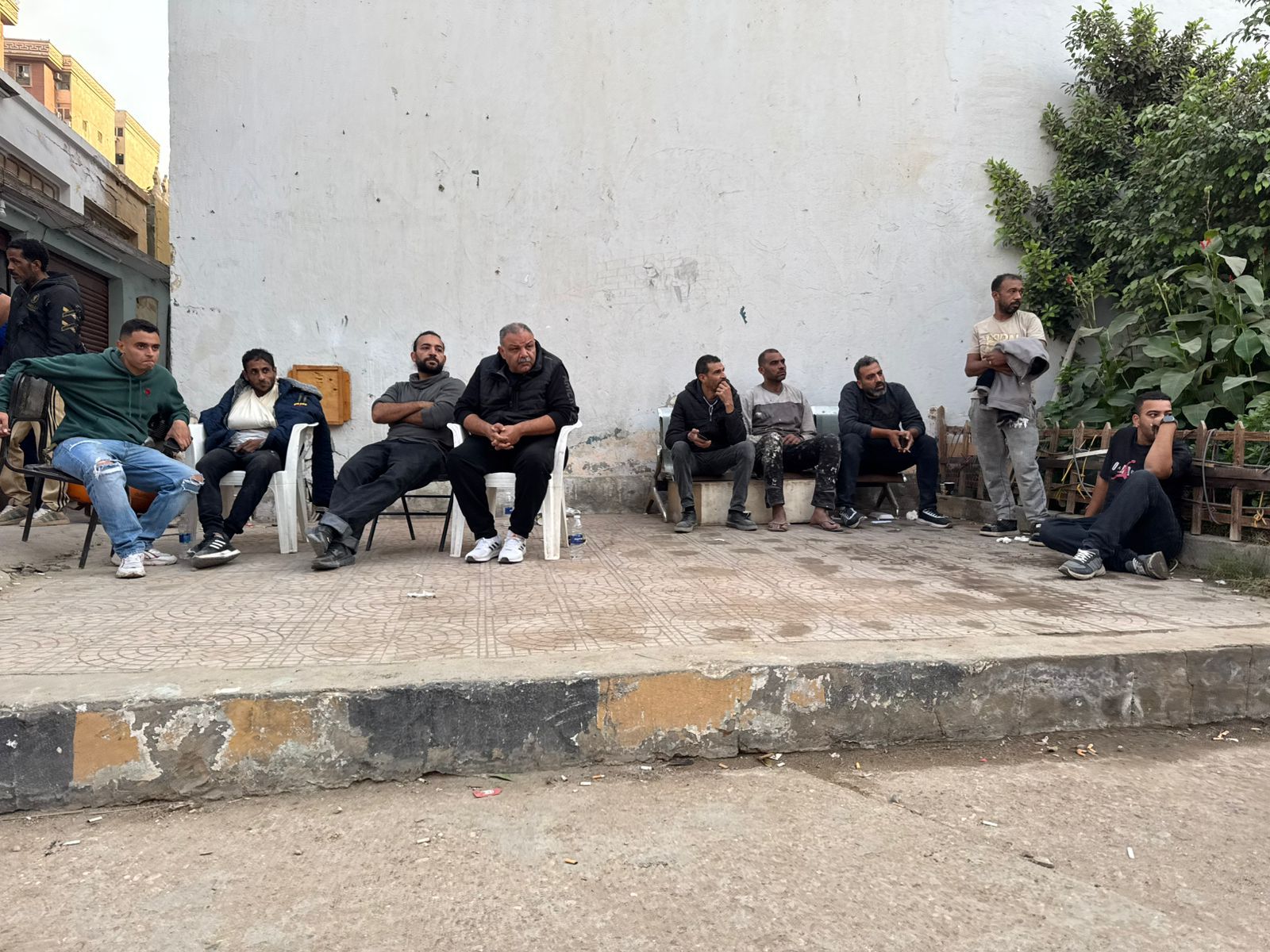 انهيار جماعي لطاقم مسلسل رمضاني بعد حريق في استوديو مصر (2)