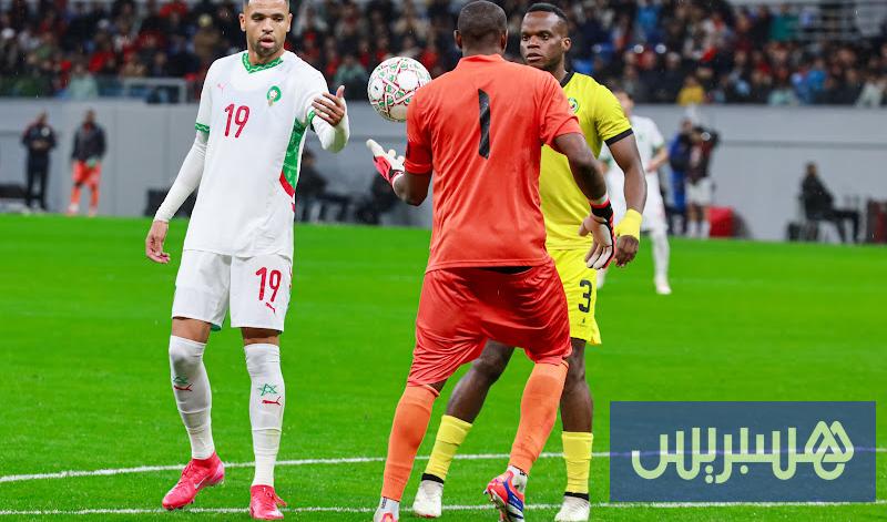 صحيفة فرنسية تشيد بعطاء “الأسود”