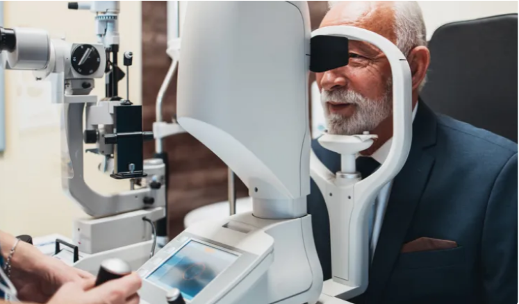 افضل دكتور شبكية فى مصر