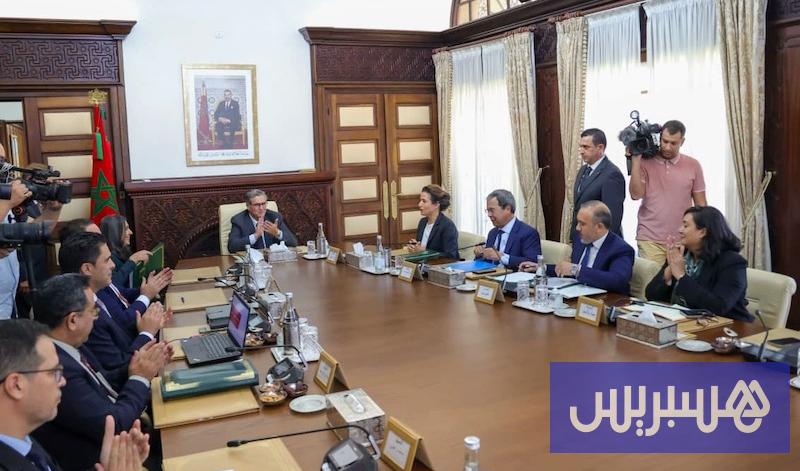 اتفاق لتسريع إنتاج “الكهرباء الخضراء”