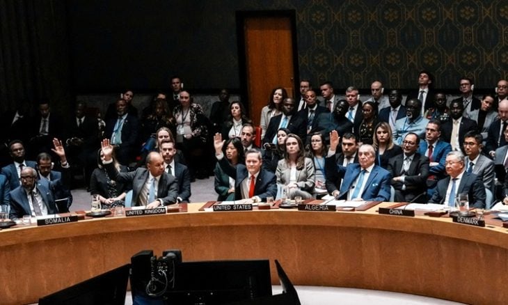 الغارديان: قرار مجلس الأمن الأغرب في تاريخ الأمم المتحدة.. سيطرة مطلقة لترامب على غزة..