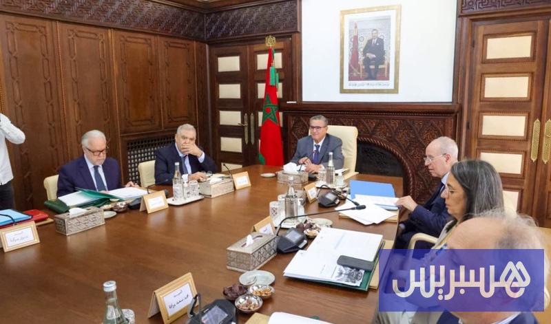 مجلس الحكومة يتدارس “قانون العدول”