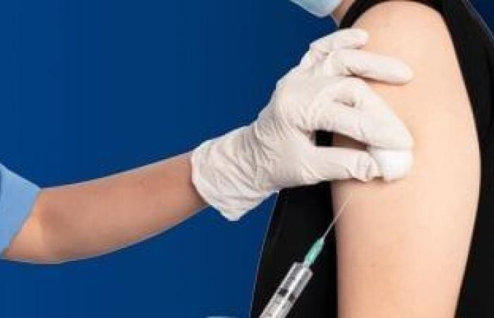 هل يجب تكرار لقاح الأنفلونزا لتحسين المناعة؟ وزارة الصحة تجيب