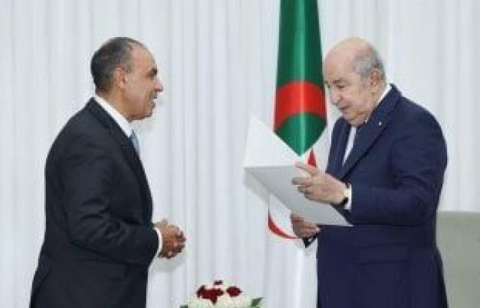 بتوجيهات رئاسية.. وزير الخارجية يلتقى الرئيس الجزائرى عبد المجيد تبون